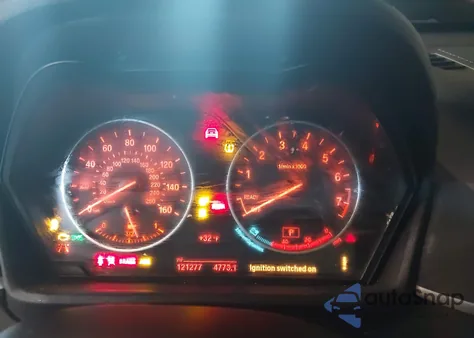 2017 BMW X1 xDrive28I z USA, uszkodzony, nr VIN WBXHT3Z30H4A54353